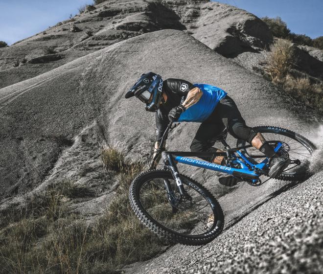 _DSC1800_v2 _DSC1800_v2